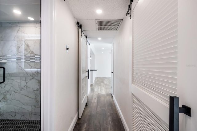 31 ISLAND WAY 703, Clearwater Beach, FL 33767