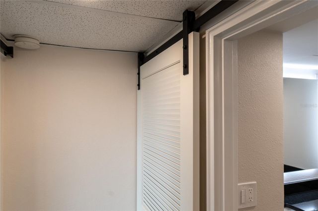 31 ISLAND WAY 703, Clearwater Beach, FL 33767