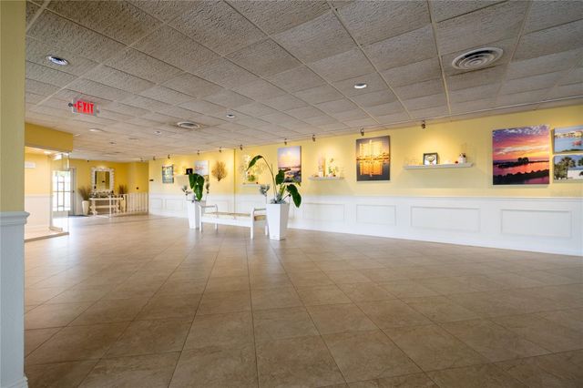 31 ISLAND WAY 703, Clearwater Beach, FL 33767