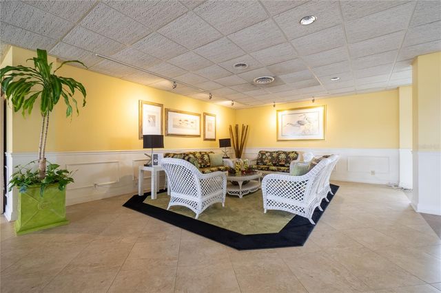 31 ISLAND WAY 703, Clearwater Beach, FL 33767