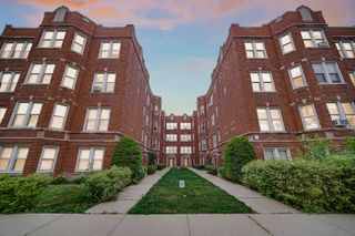 4834 W HENDERSON Street 1B, Chicago, IL 60641