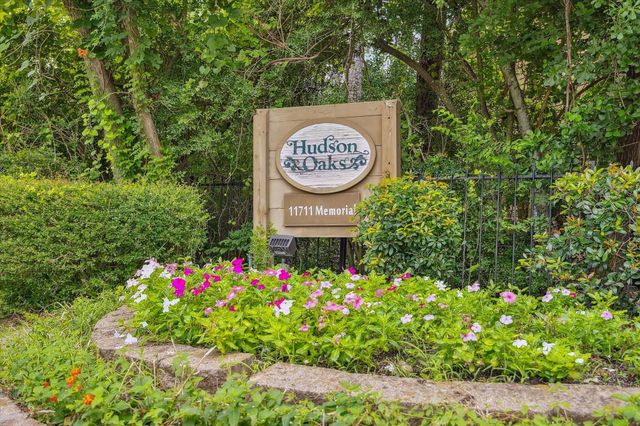 11711 Memorial Drive 127, Houston, TX 77024