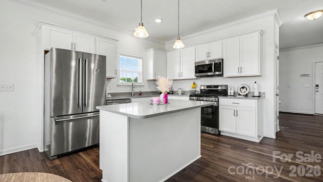 178 Wickham Court, Clemmons, NC 27012
