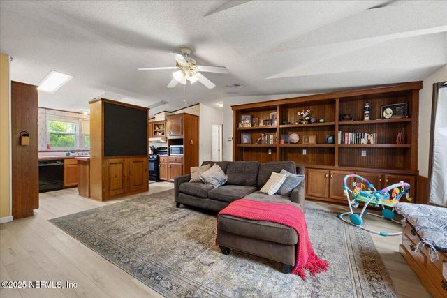 15296 PARETE Road, Jacksonville, FL 32218