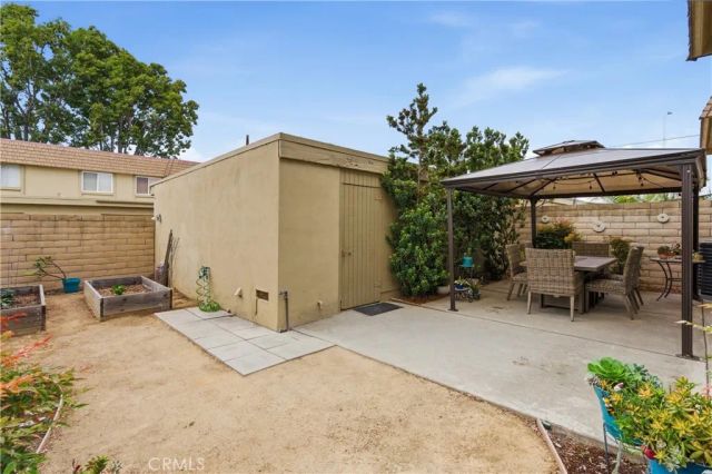 10466 Smoke River Court, Fountain Valley, CA 92708