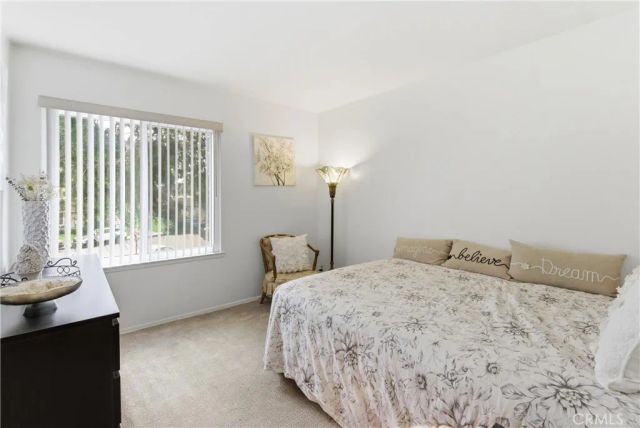 10466 Smoke River Court, Fountain Valley, CA 92708