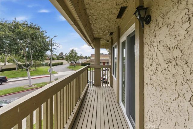 10466 Smoke River Court, Fountain Valley, CA 92708