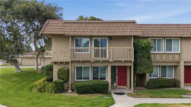 10466 Smoke River Court, Fountain Valley, CA 92708