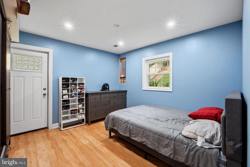 7222 WILLOW OAK PL, Springfield, VA 22153