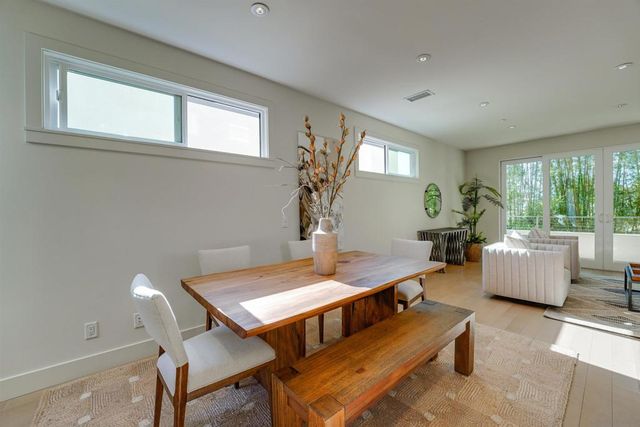 756 Bonair Street, La Jolla, CA 92037