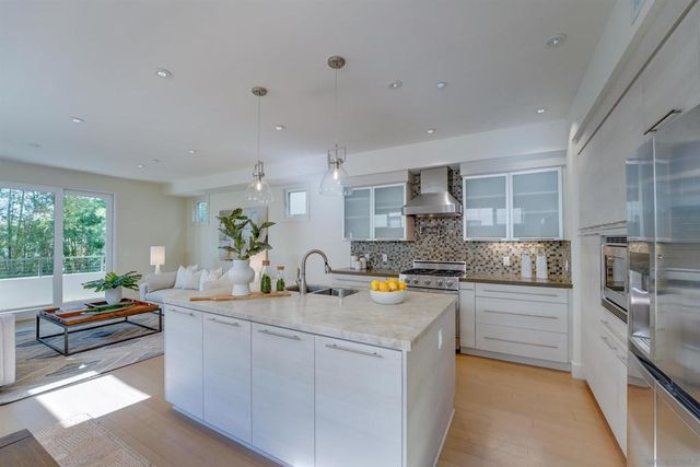 756 Bonair Street, La Jolla, CA 92037