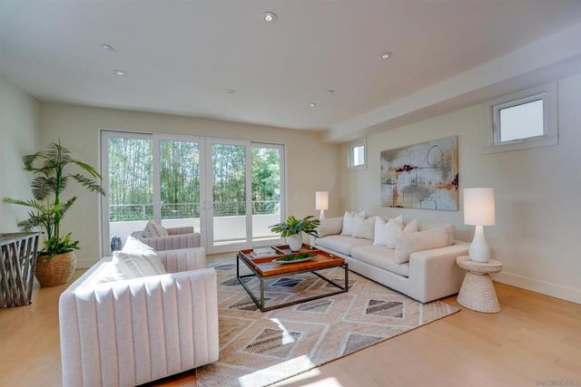 756 Bonair Street, La Jolla, CA 92037