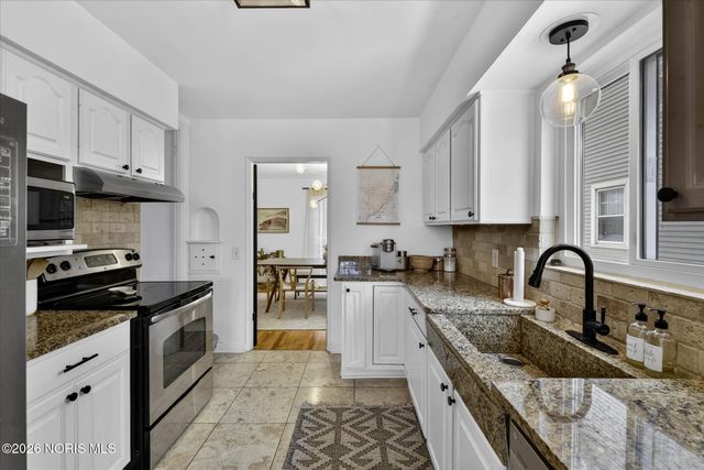 2644 Goddard Road, Toledo, OH 43606