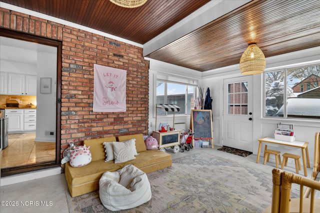 2644 Goddard Road, Toledo, OH 43606