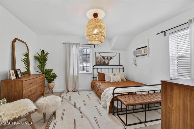 2644 Goddard Road, Toledo, OH 43606