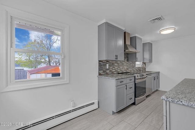 405 Terrace Avenue, Toms River, NJ 08753