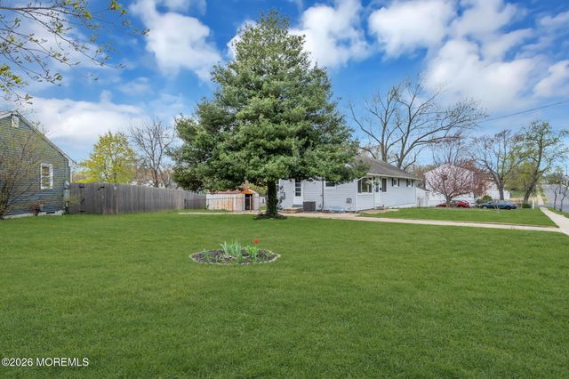 405 Terrace Avenue, Toms River, NJ 08753