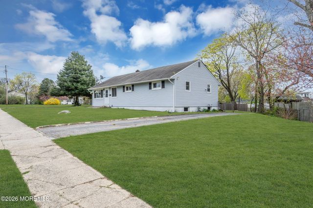 405 Terrace Avenue, Toms River, NJ 08753