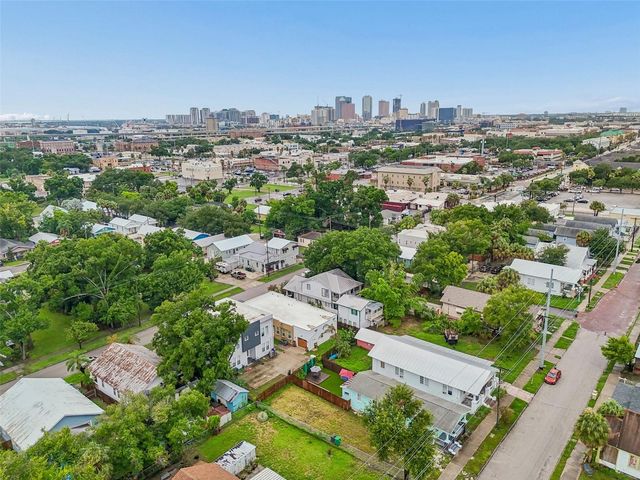 2307 E 11TH AVENUE, Tampa, FL 33605
