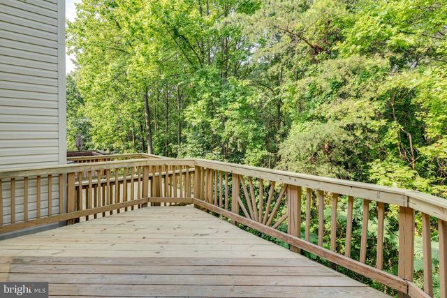 1832 TIGER LILY CIR, Woodbridge, VA 22192