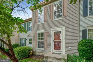 1832 TIGER LILY CIR, Woodbridge, VA 22192