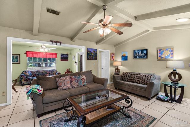 3924 Paradise Bay Dr, Gulf Breeze, FL 32563