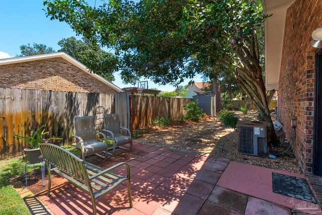 3924 Paradise Bay Dr, Gulf Breeze, FL 32563