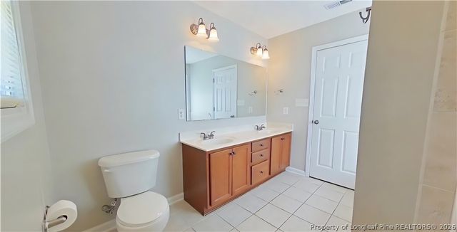 472 COLLINWOOD Drive, Raeford, NC 28376