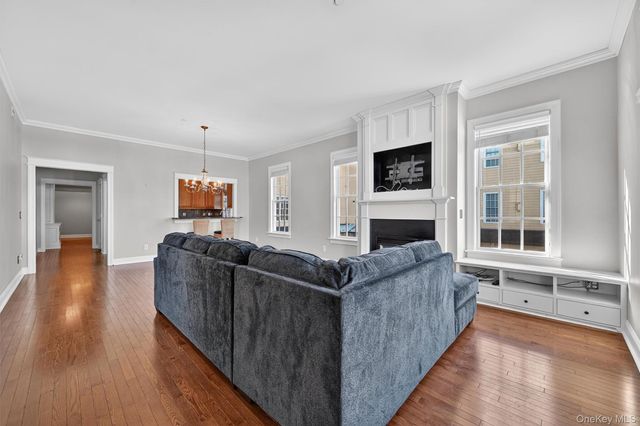 17 Cropsey Street 1D, Warwick, NY 10990