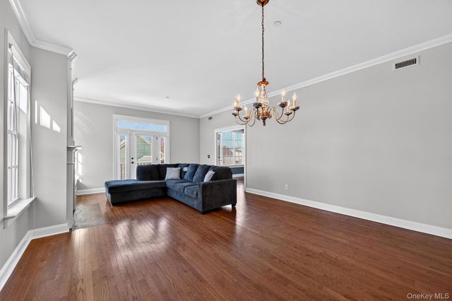 17 Cropsey Street 1D, Warwick, NY 10990