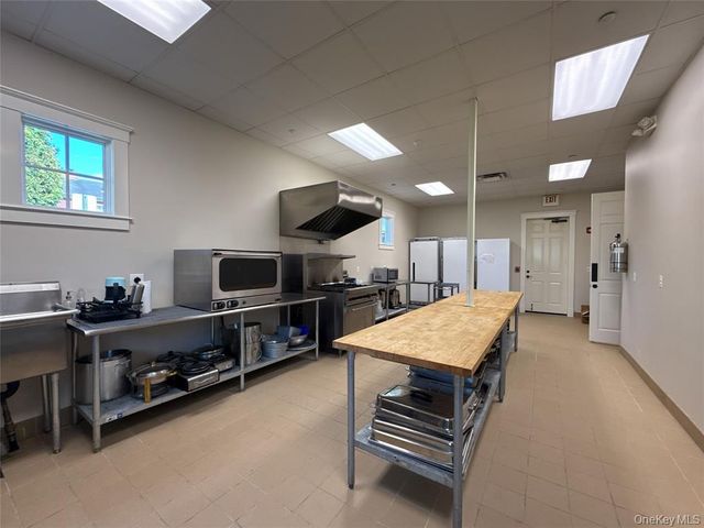 17 Cropsey Street 1D, Warwick, NY 10990