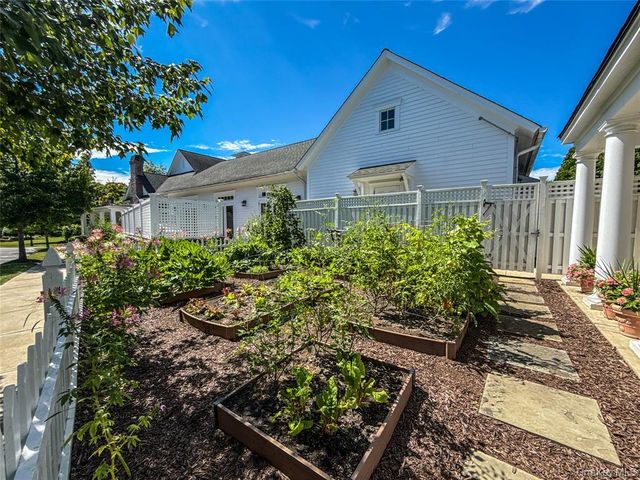 17 Cropsey Street 1D, Warwick, NY 10990