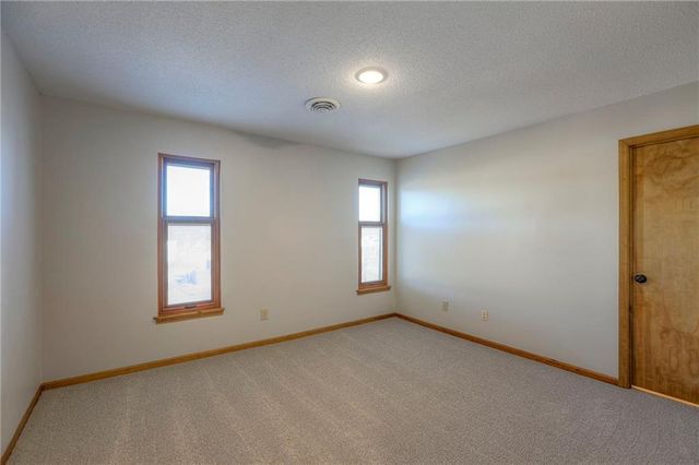 4964 W 60th Terrace, Mission, KS 66205