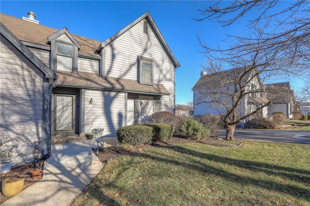 4964 W 60th Terrace, Mission, KS 66205