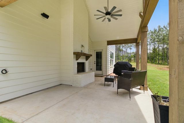 492 Mulberry Crossing Drive, Cataula, GA 31804