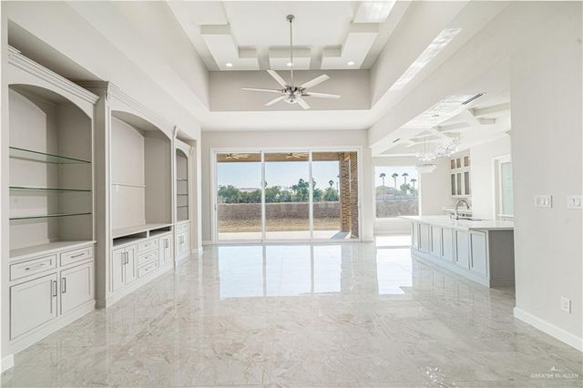 1574 Lion Lake Drive, Progreso Lakes, TX 78596