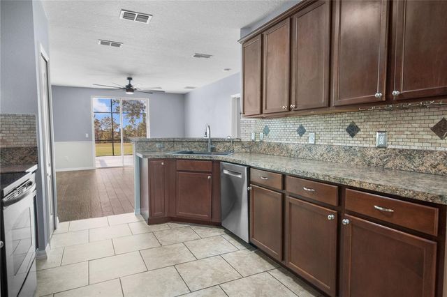 161 PRAIRIE FALCON DRIVE, Groveland, FL 34736