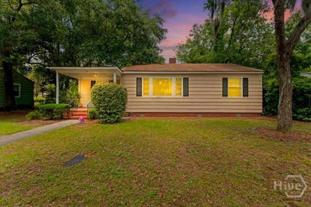52 S Parkwood Drive, Savannah, GA 31404