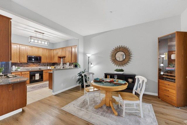 22 Flora Lane, Scotts Valley, CA 95066