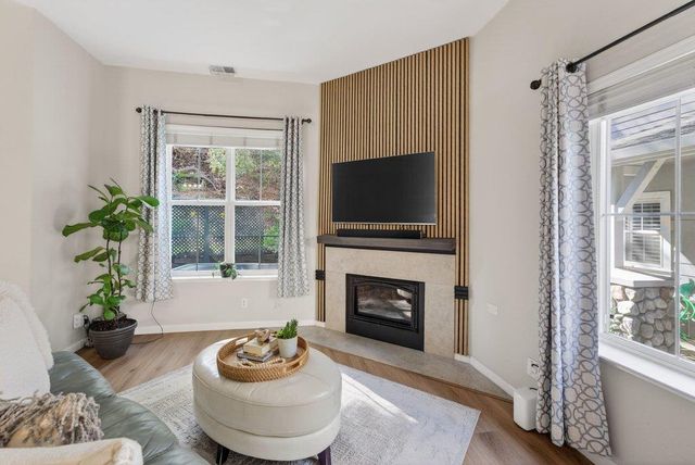 22 Flora Lane, Scotts Valley, CA 95066