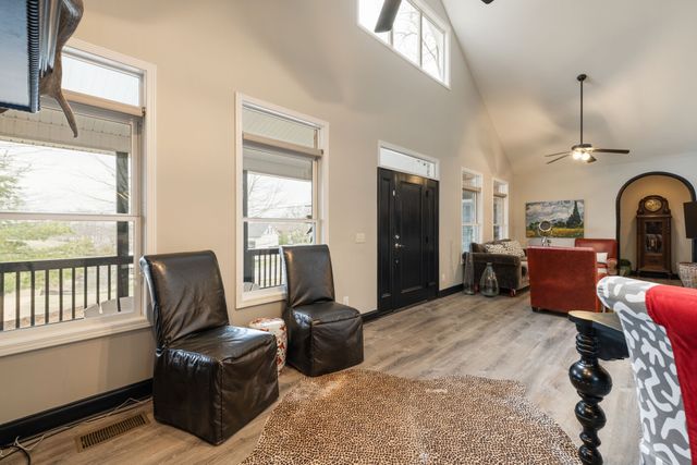 442 Lakeview Cir, Mount Juliet, TN 37122