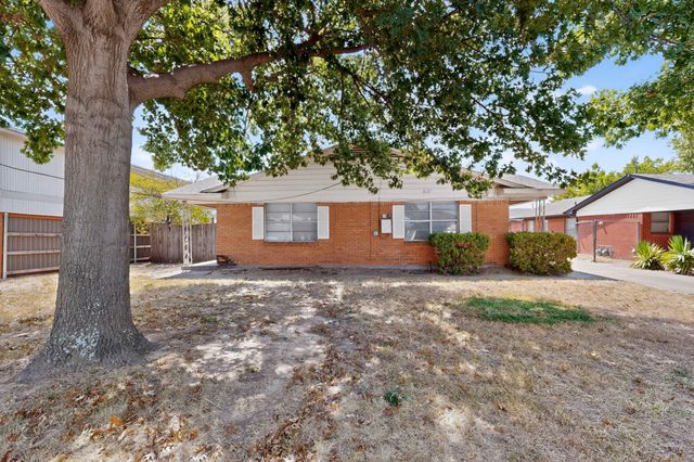 222 W Union Bower Road, Irving, TX 75061