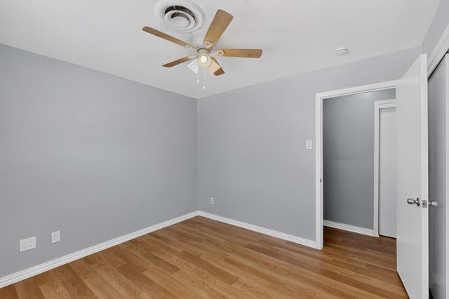 222 W Union Bower Road, Irving, TX 75061