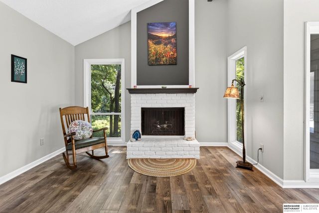 903 Ridgewood Court, Bellevue, NE 68005