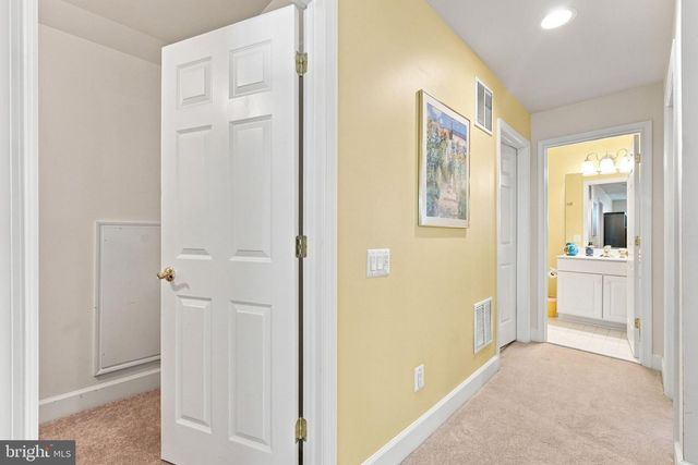 8404 MOUNTAIN LARKSPUR, Lorton, VA 22079