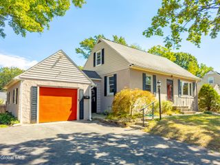 13 Swayze Drive, Colonie, NY 12110