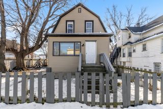 515 May Street, Waukegan, IL 60085