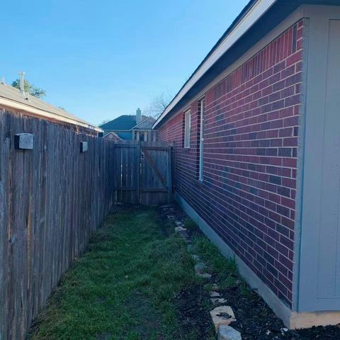 1114 Blue Fox DR, Austin, TX 78753