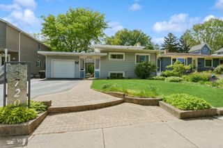 5720 Dunham Road, Downers Grove, IL 60516