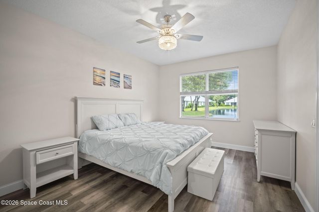 406 Pineapple Square SW, Vero Beach, FL 32962